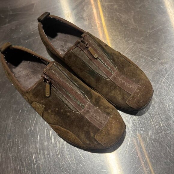 Merrell Women's Brown Loafers - Picture 1 of 5